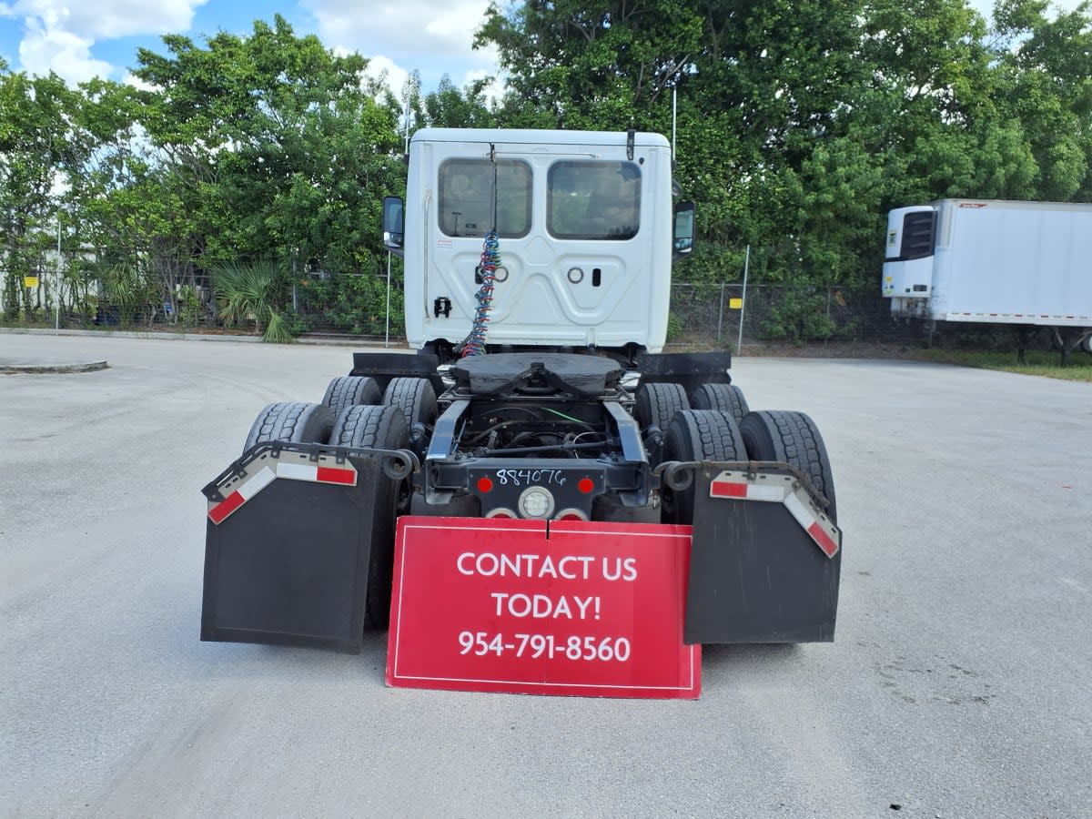 2020 Freightliner - image 5