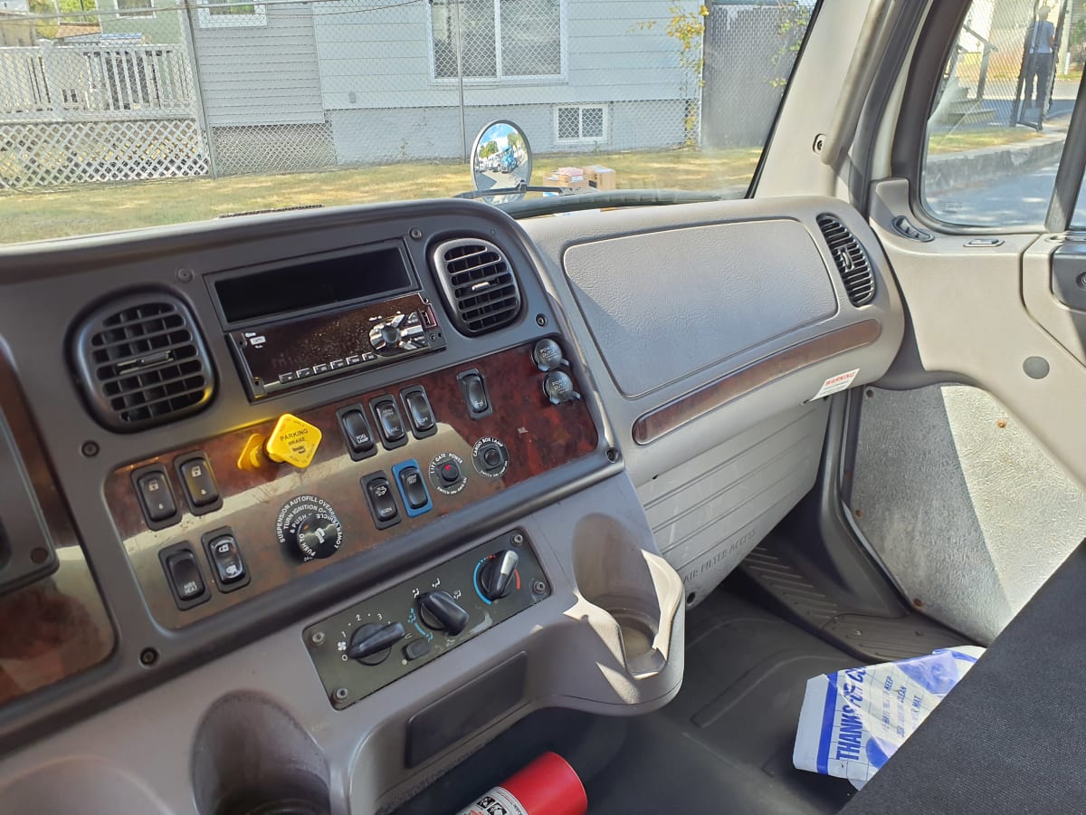 2019 Freightliner/Mercedes M2 106 884160