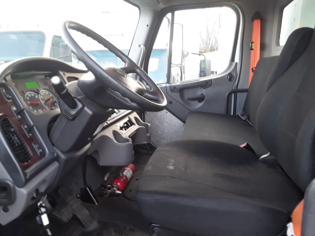 2019 Freightliner/Mercedes M2 106 884180