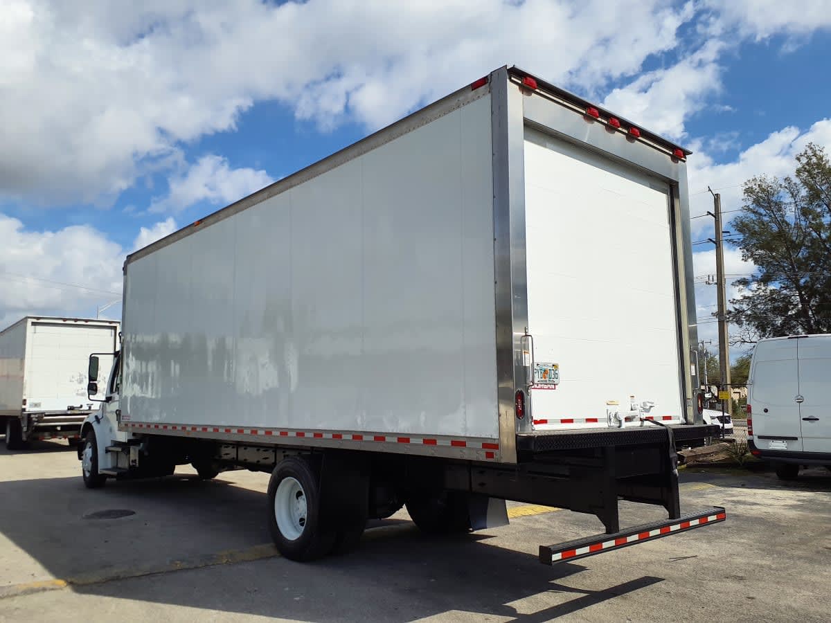 2019 Freightliner/Mercedes M2 106 884389