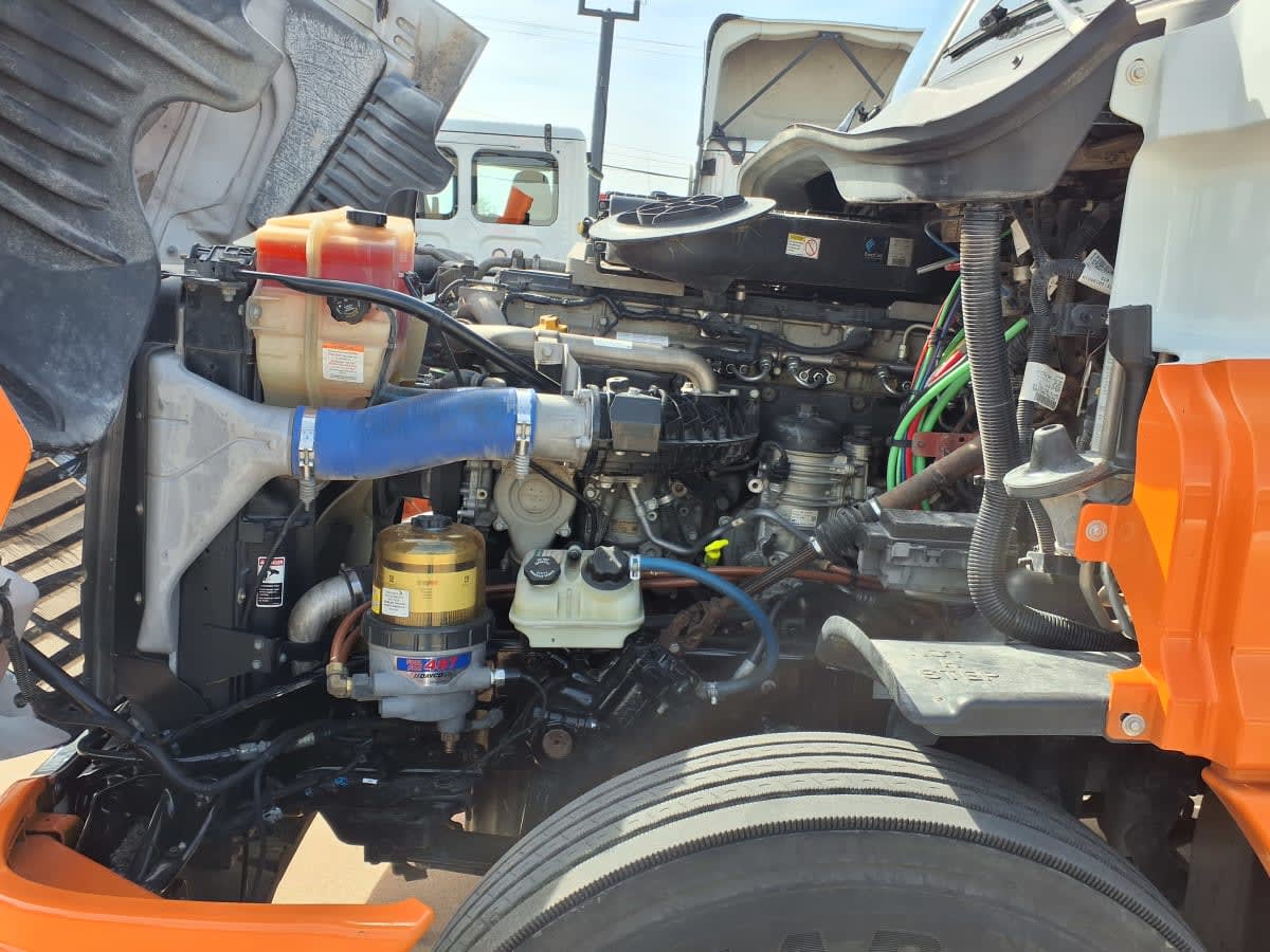 2020 Freightliner/Mercedes CASCADIA 125 884404