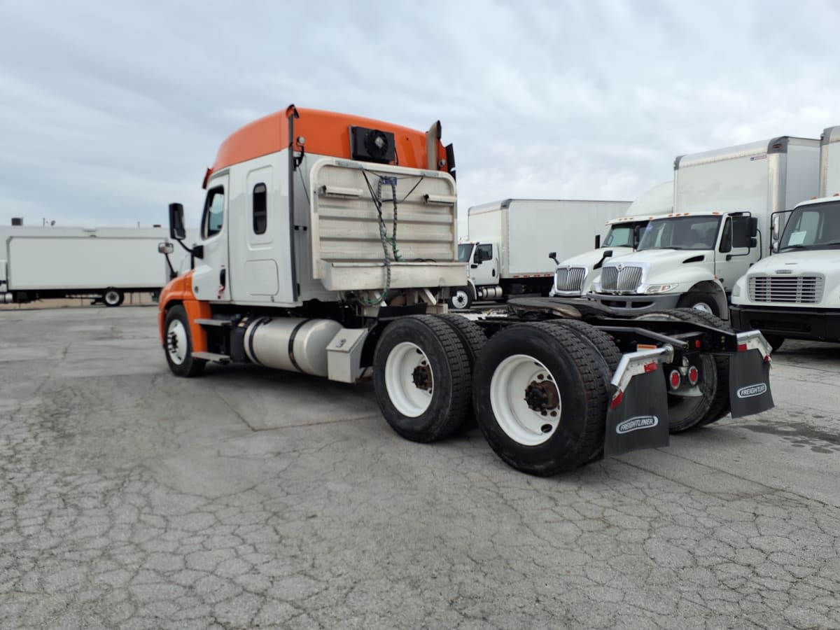 2020 Freightliner - image 6