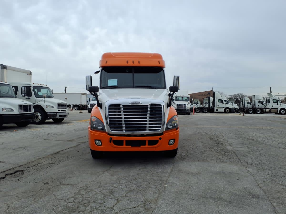 2020 Freightliner - image 2