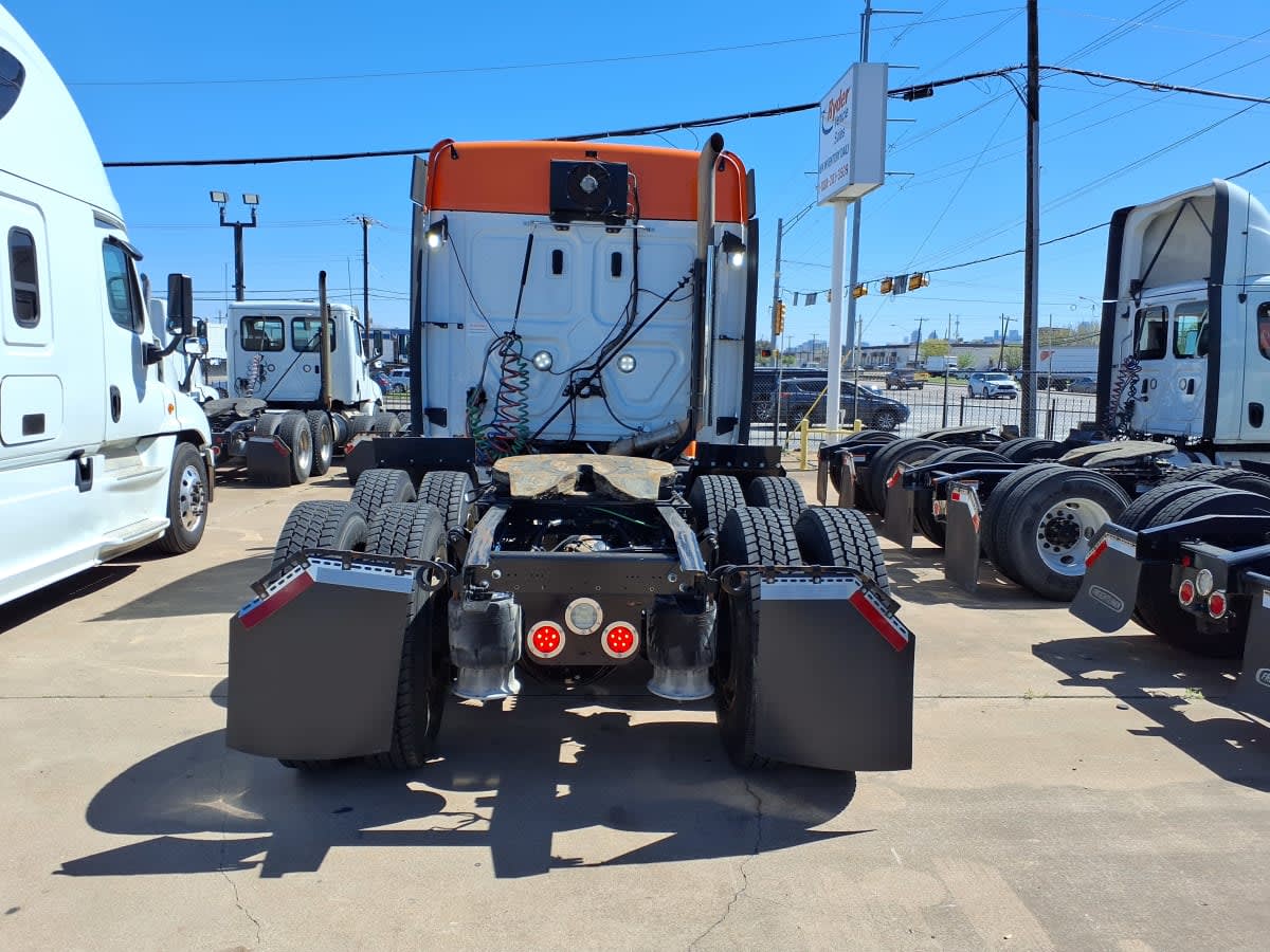 2020 Freightliner/Mercedes CASCADIA 125 884407