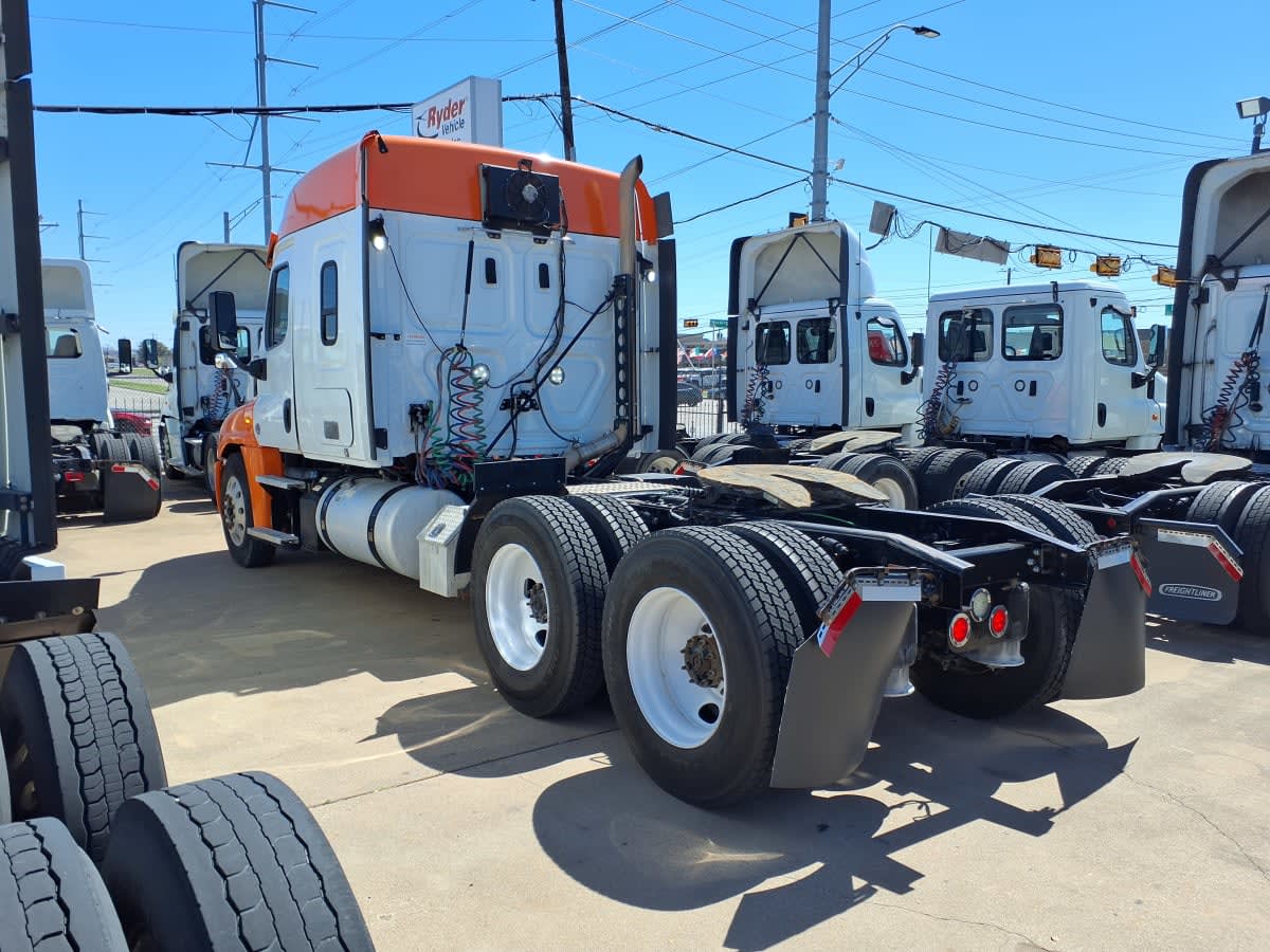 2020 Freightliner/Mercedes CASCADIA 125 884407