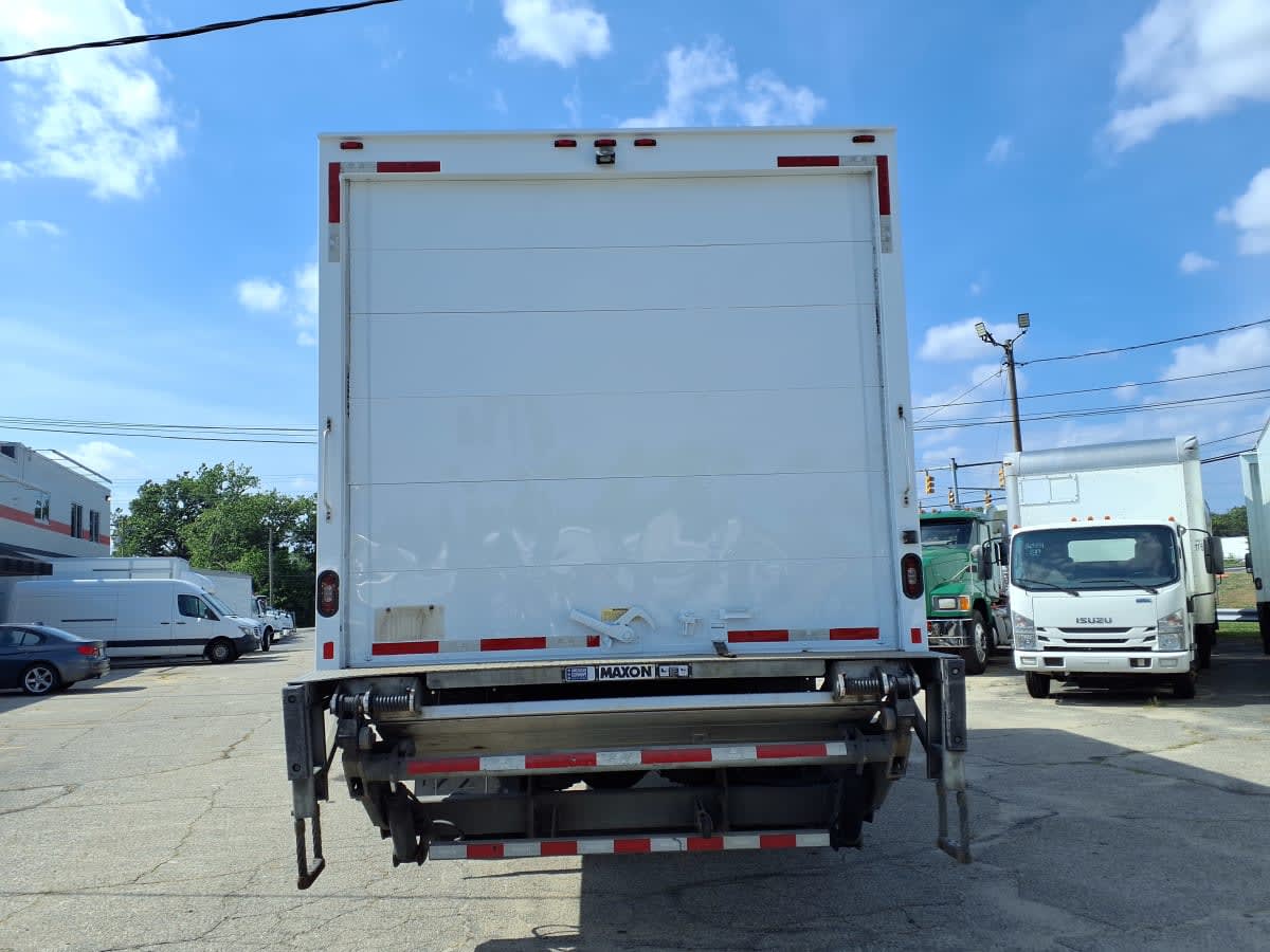 2019 Freightliner M2 106 884431