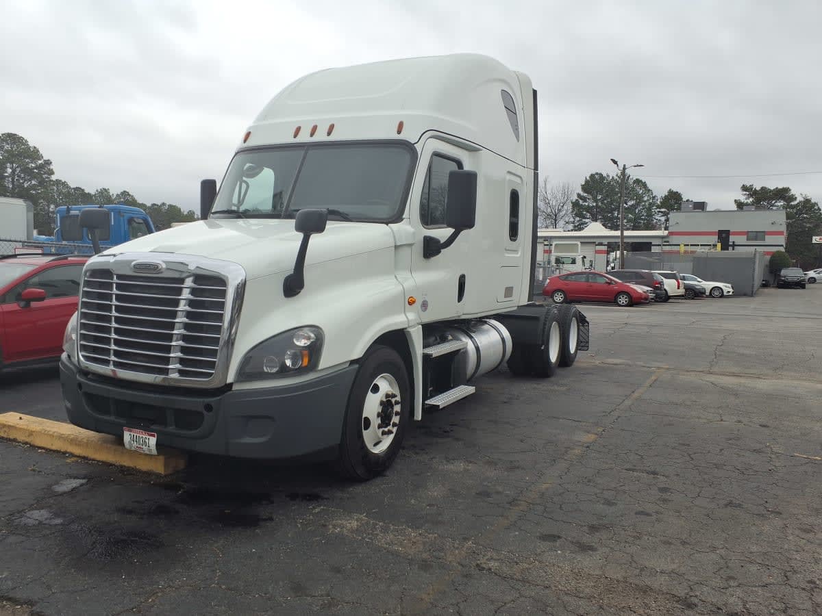 2020 Freightliner - image 3