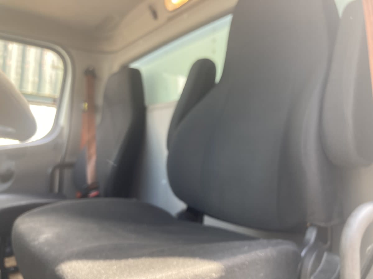 2020 Freightliner/Mercedes M2 106 884464