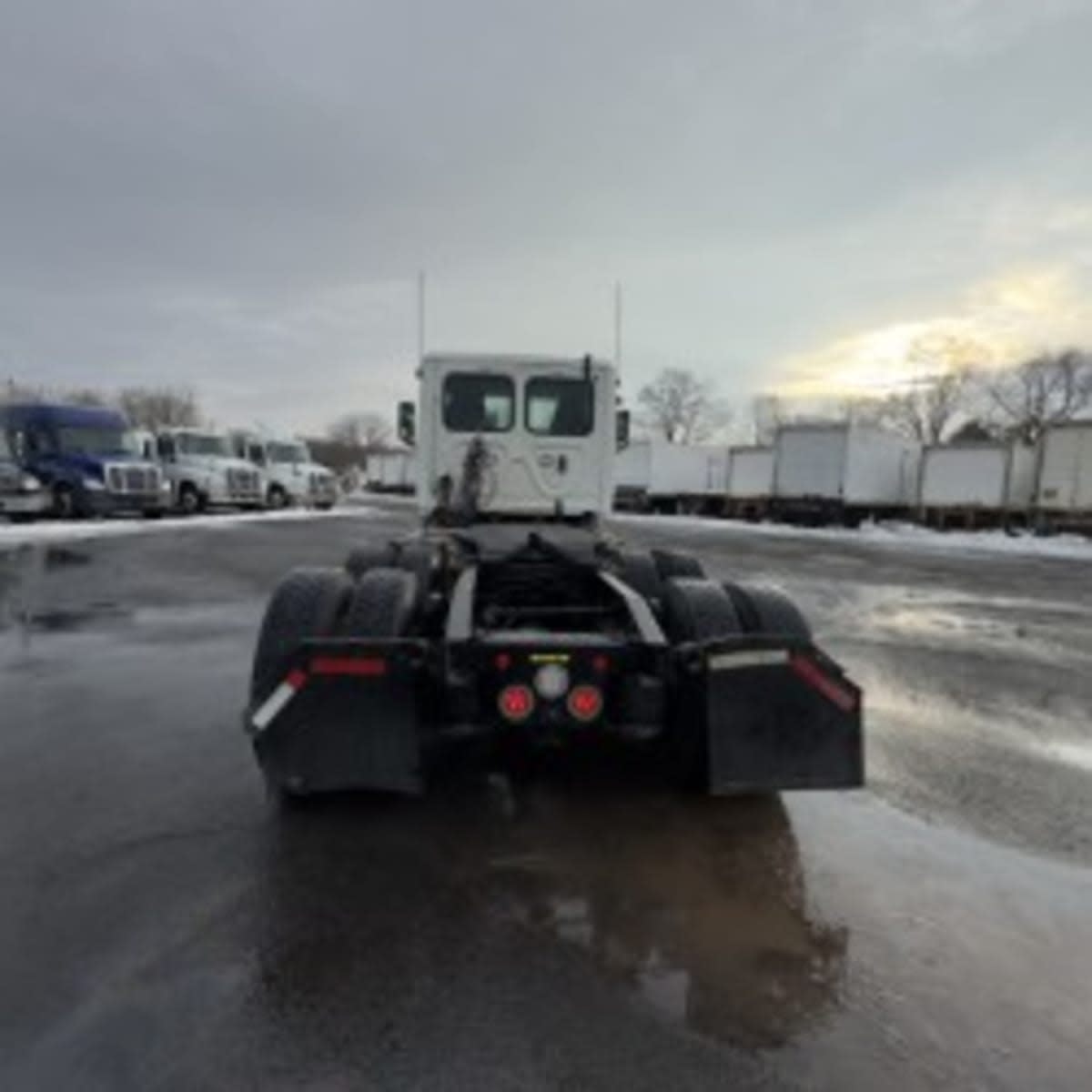 2020 Freightliner - image 5