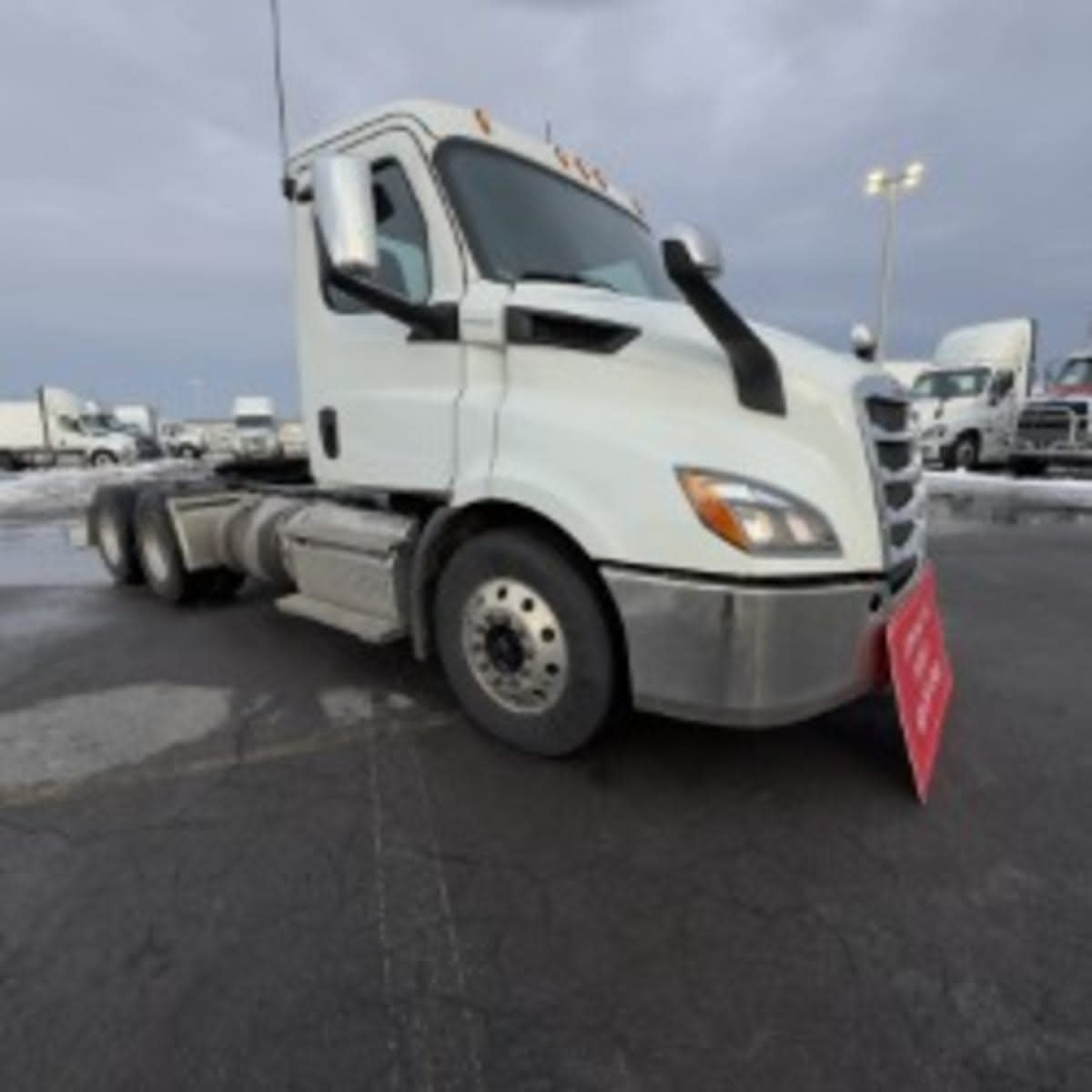 2020 Freightliner - image 3