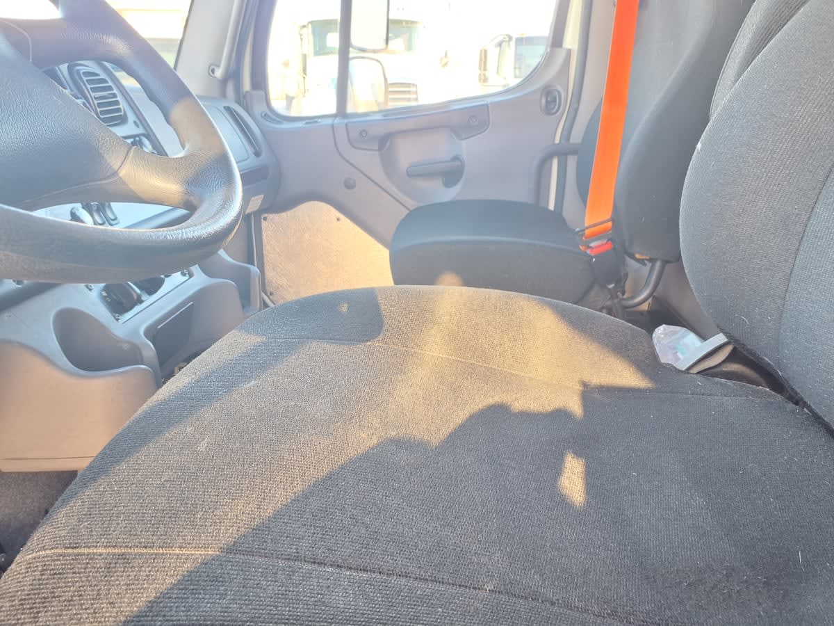 2019 Freightliner/Mercedes M2 106 884488