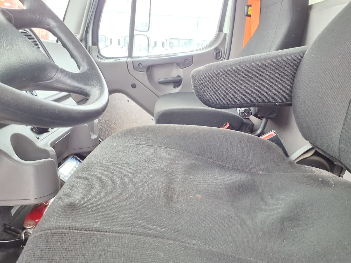 2019 Freightliner/Mercedes M2 106 884491