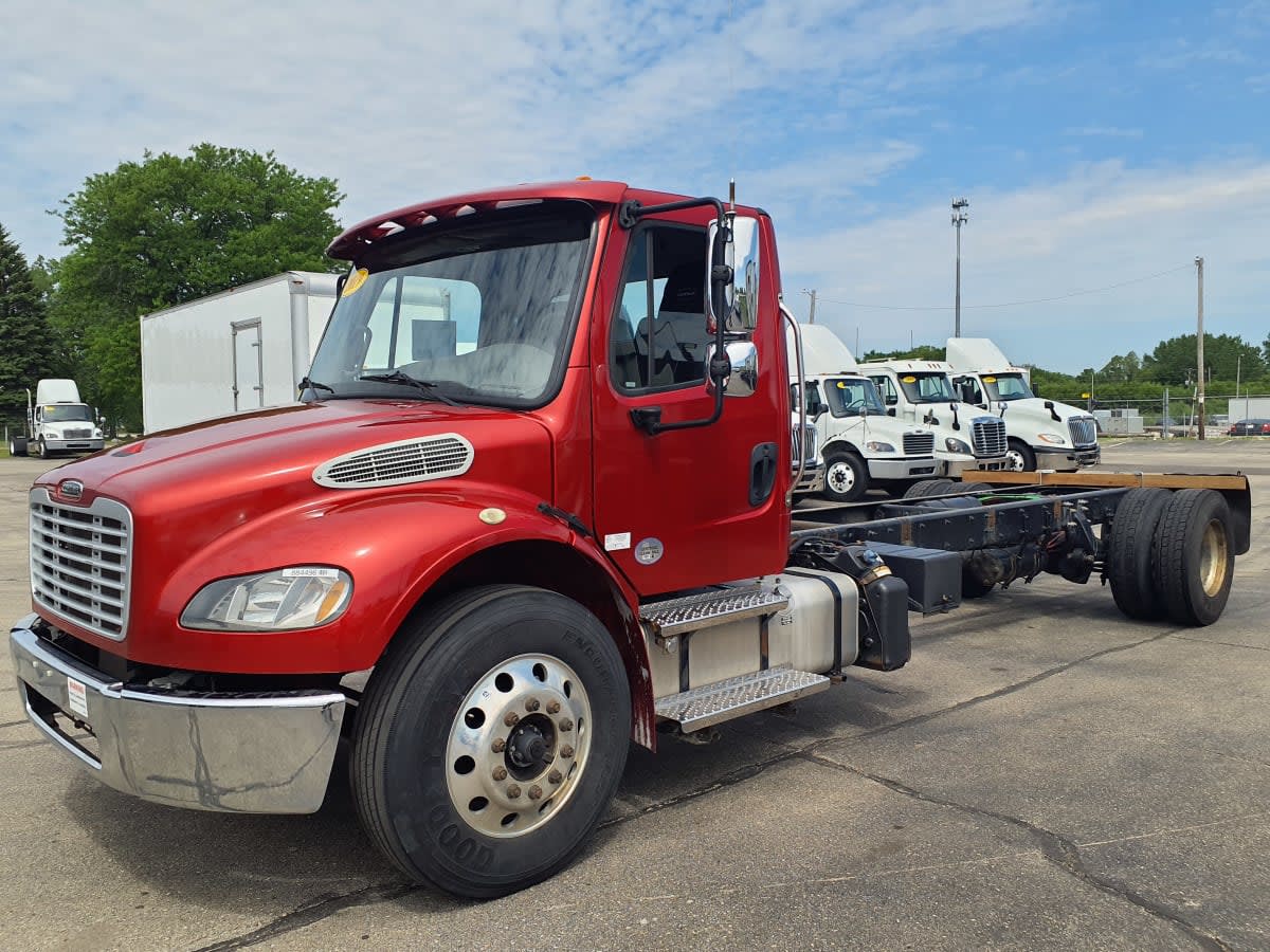 2019 Freightliner/Mercedes M2 106 884496