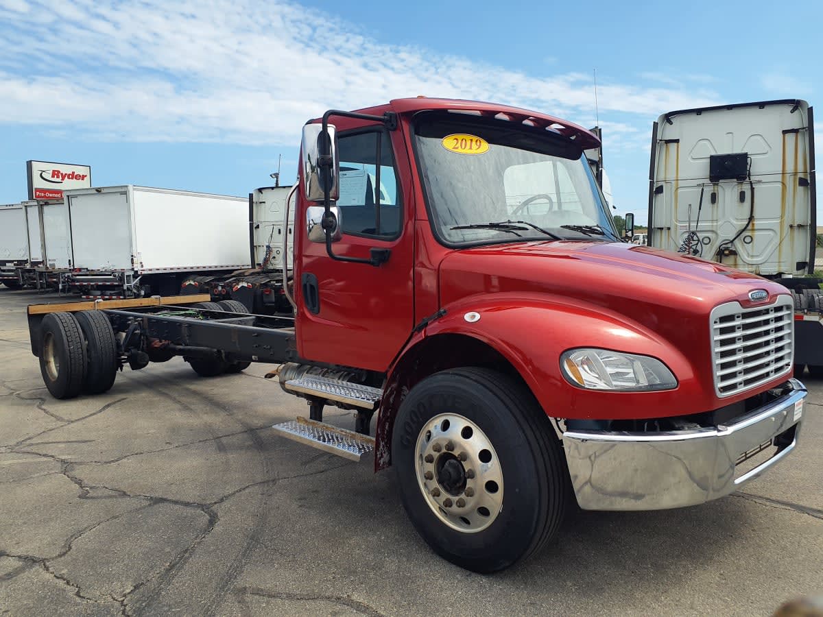 2019 Freightliner/Mercedes M2 106 884496