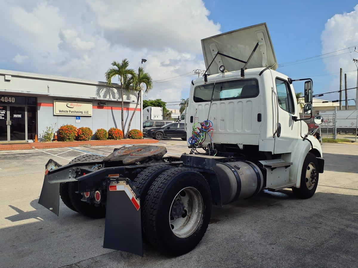 2020 Freightliner M2 112 in Miami, FL — photo 4
