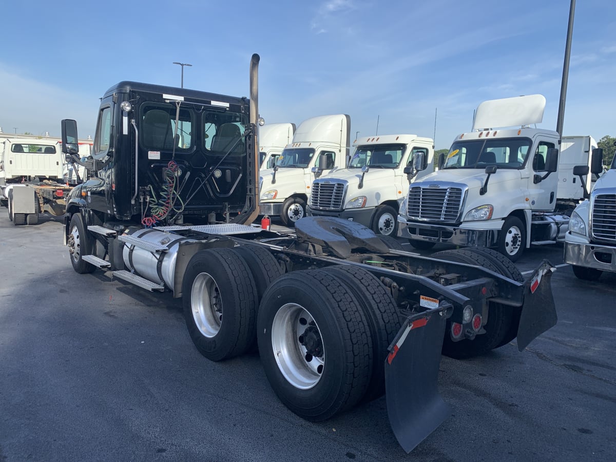 2020 Freightliner/Mercedes CASCADIA 125 884511