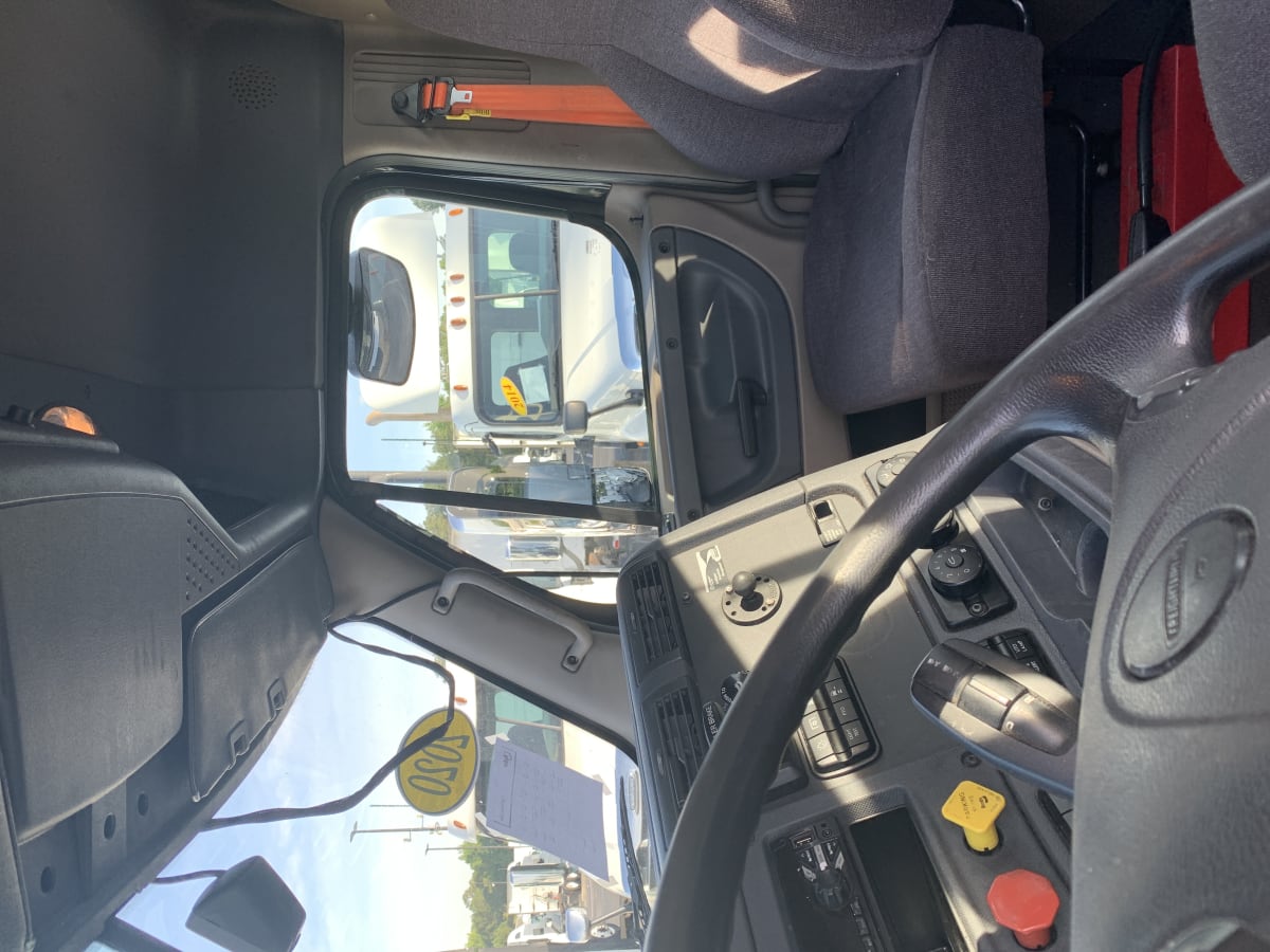 2020 Freightliner/Mercedes CASCADIA 125 884511