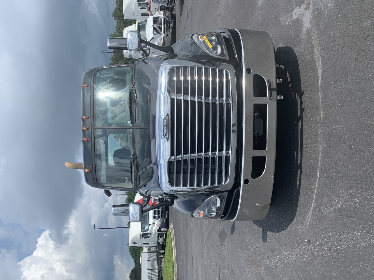 2020 Freightliner/Mercedes CASCADIA 125 884512