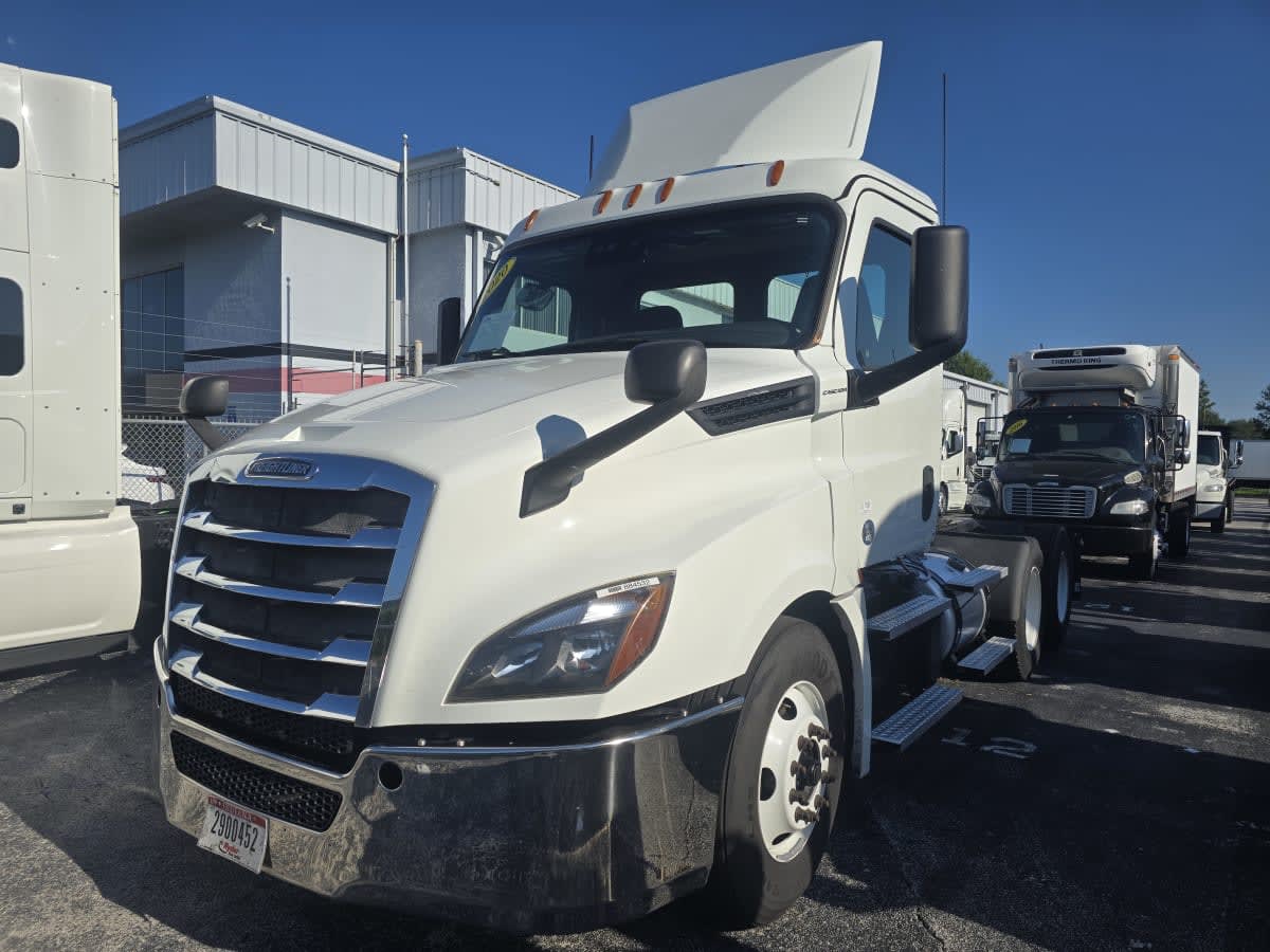 2020 Freightliner NEW CASCADIA PX12664 884532