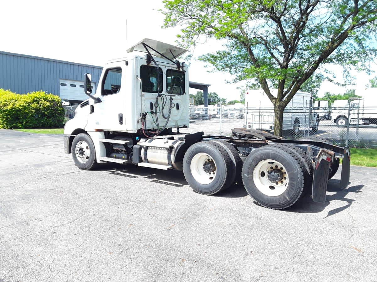2020 Freightliner/Mercedes NEW CASCADIA PX12664 884536