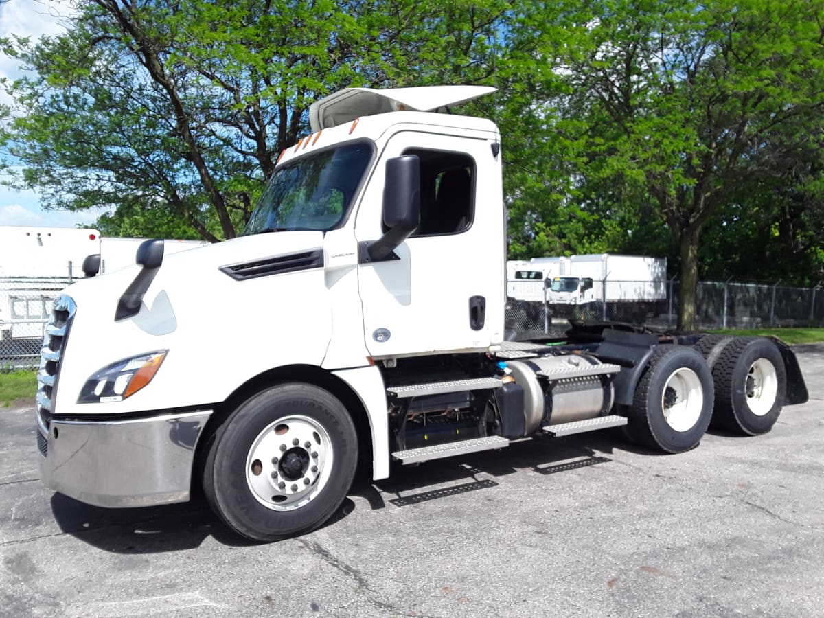 2020 Freightliner/Mercedes NEW CASCADIA PX12664 884536