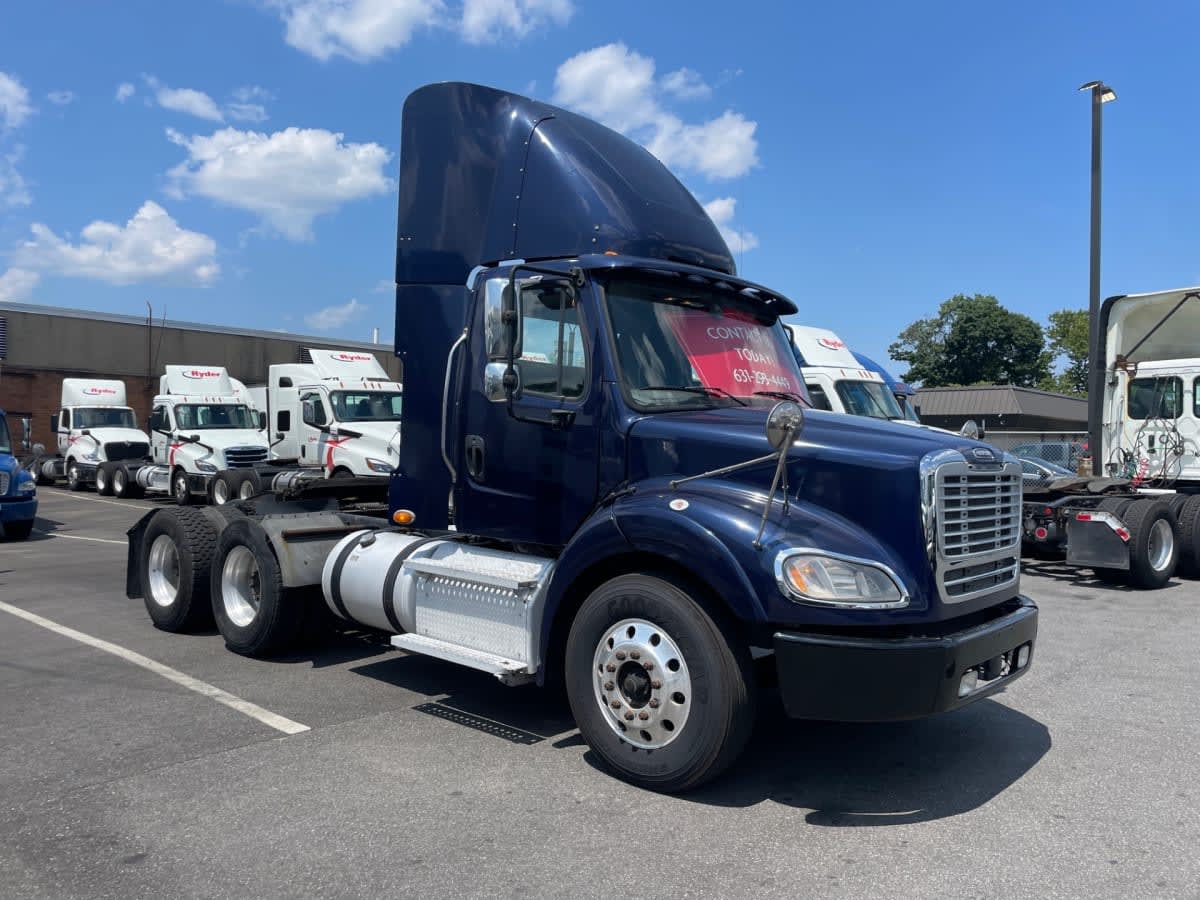 2020 Freightliner M2 112 - image 3