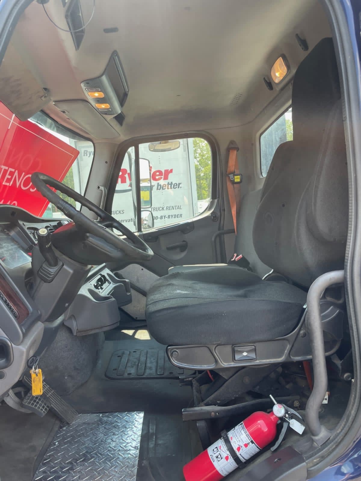 2020 Freightliner M2 112 - image 7