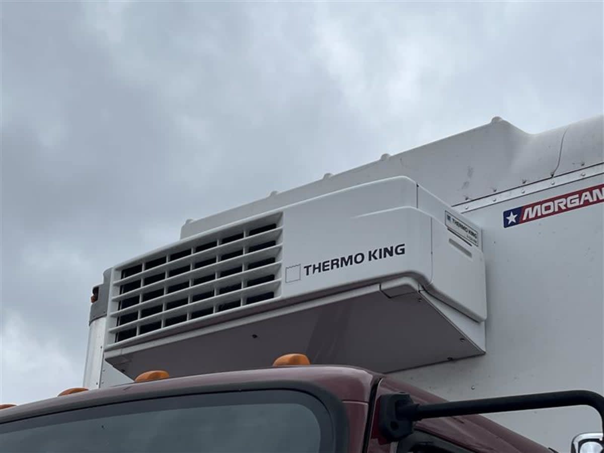 2020 Freightliner/Mercedes M2 106 884609