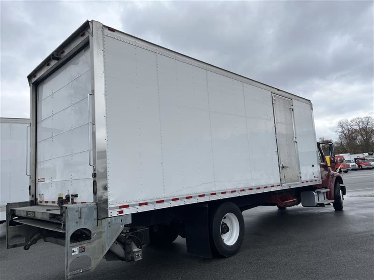 2020 Freightliner/Mercedes M2 106 884609