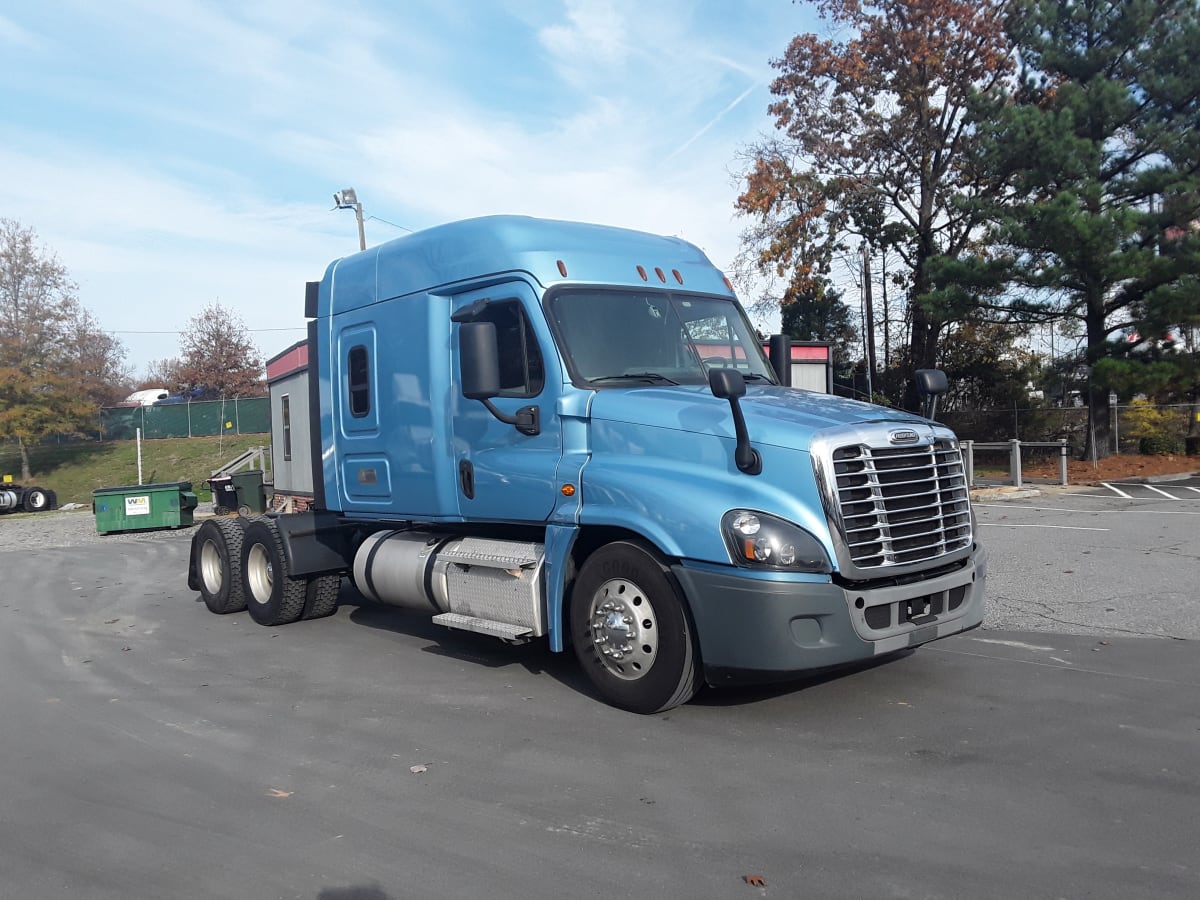 2020 Freightliner/Mercedes CASCADIA 125 884632