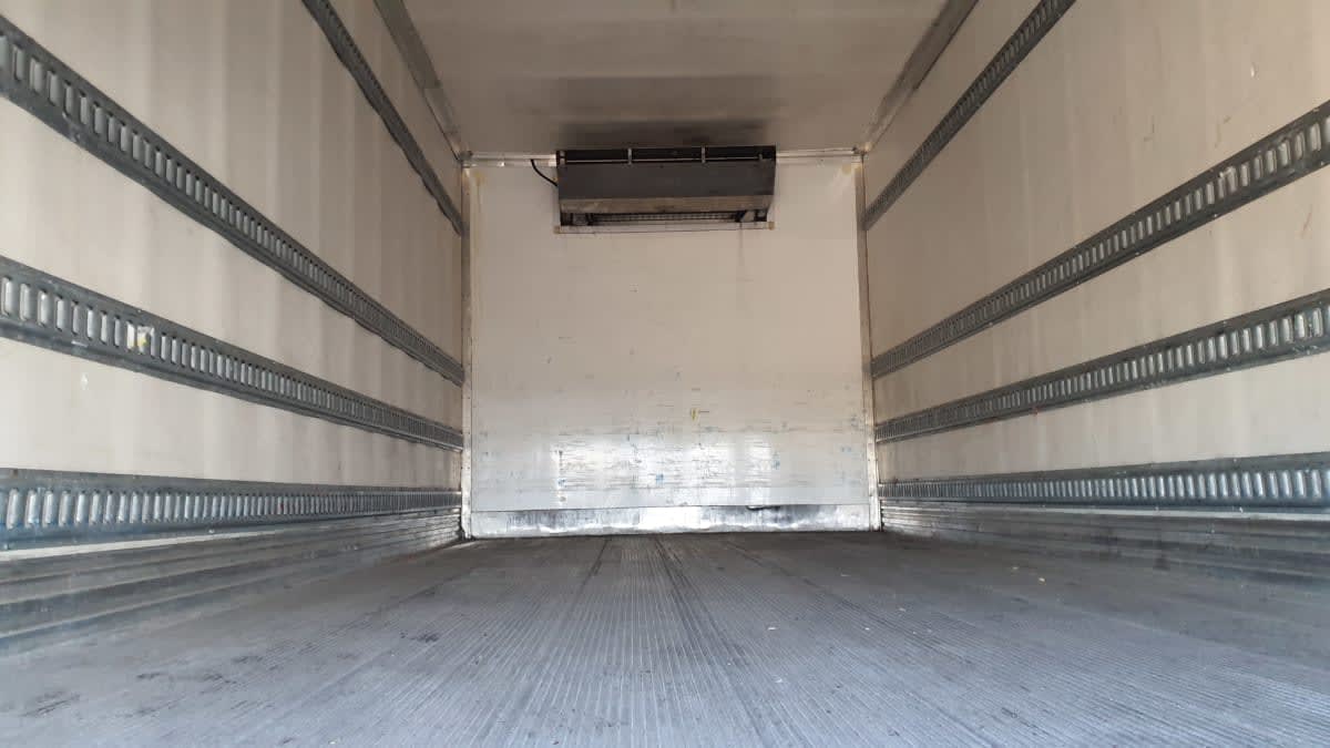 2019 Freightliner/Mercedes M2 106 884639