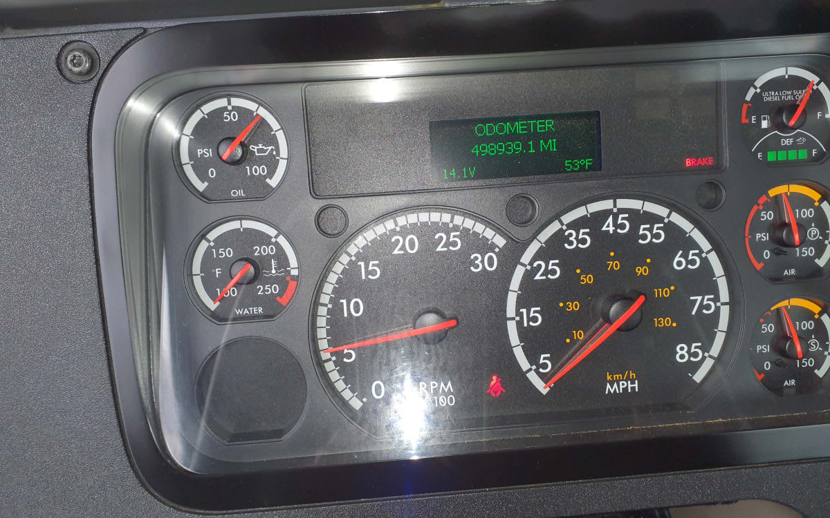 2020 Freightliner/Mercedes CASCADIA 125 884701