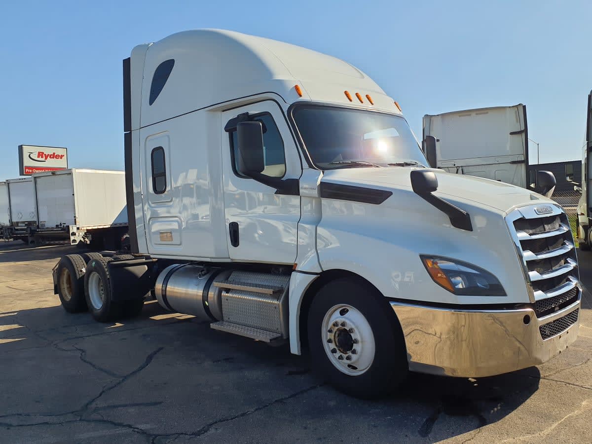 2020 Freightliner/Mercedes NEW CASCADIA PX12664 884752