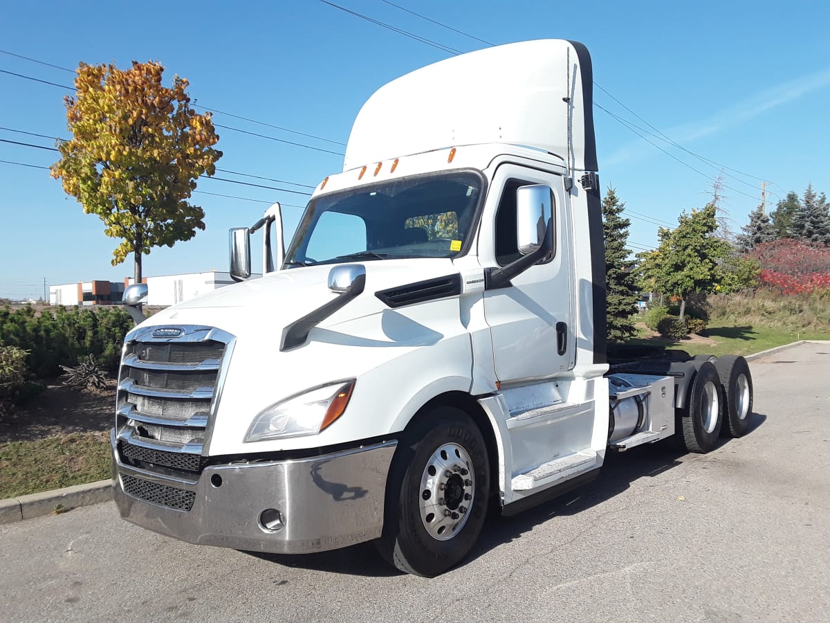 2019 Freightliner/Mercedes NEW CASCADIA PX12664 884786