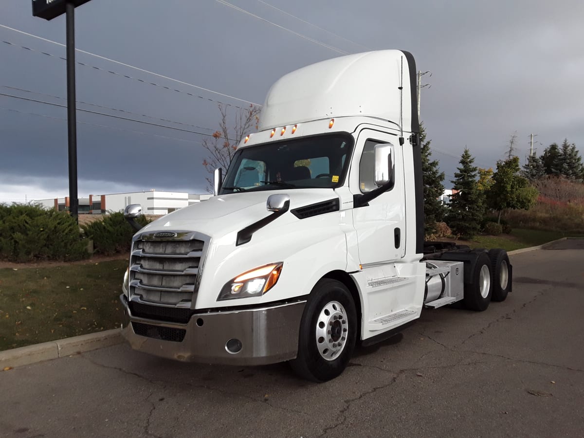 2019 Freightliner/Mercedes NEW CASCADIA PX12664 884788
