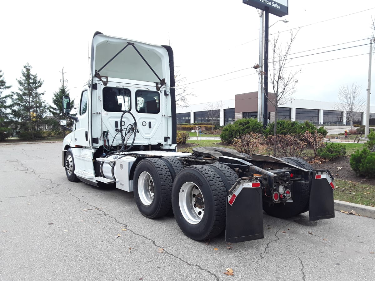 2019 Freightliner/Mercedes NEW CASCADIA PX12664 884789