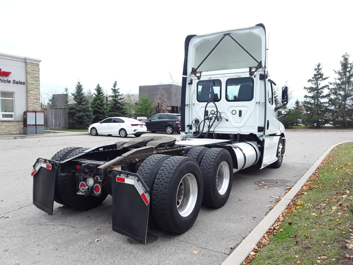 2019 Freightliner/Mercedes NEW CASCADIA PX12664 884789
