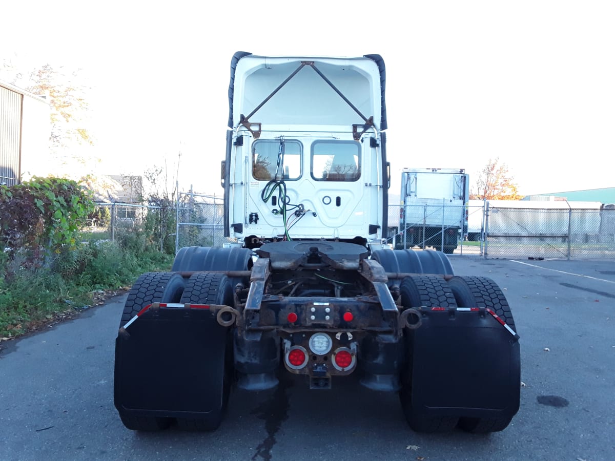 2019 Freightliner/Mercedes NEW CASCADIA PX12664 884852