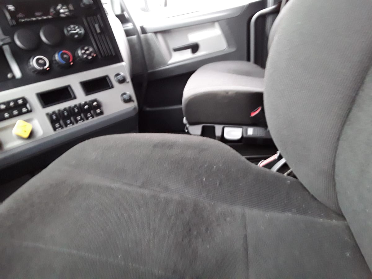 2019 Freightliner/Mercedes NEW CASCADIA PX12664 884855