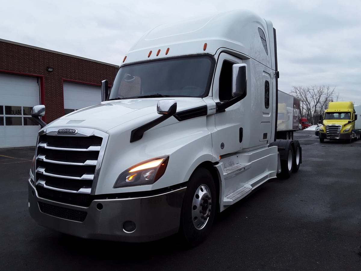 2019 Freightliner/Mercedes NEW CASCADIA PX12664 884857