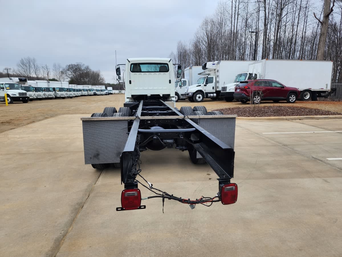 2019 Freightliner/Mercedes M2 106 884870