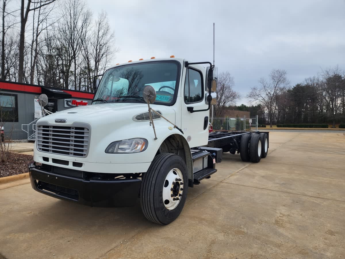 2019 Freightliner/Mercedes M2 106 884870