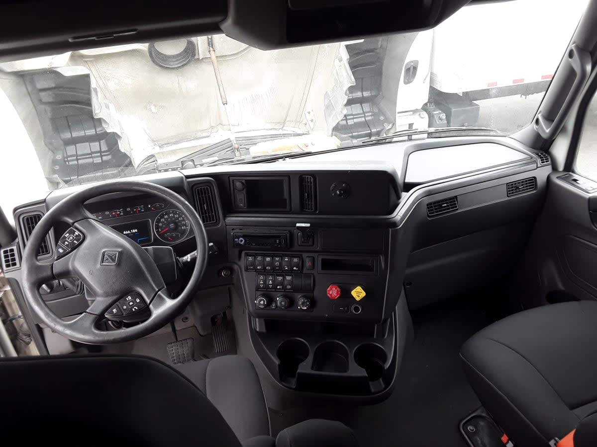 2019 International - image 7