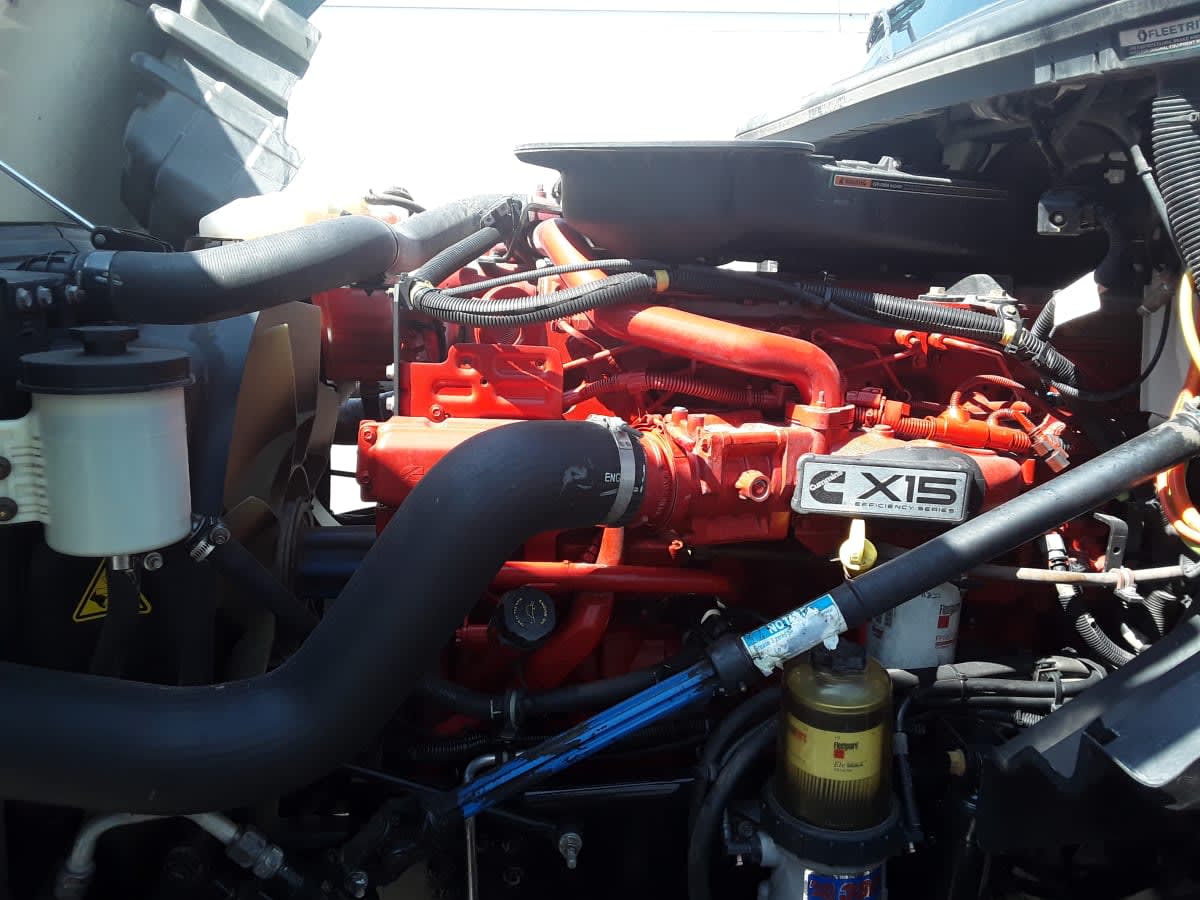 2019 Navistar International LT625 DAYCAB T/A 884893