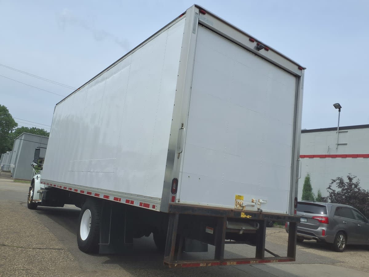 2020 Freightliner M2 106 884982