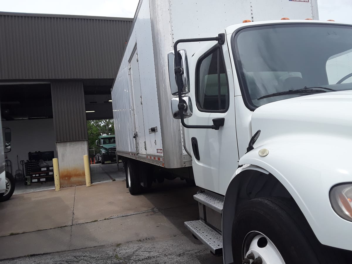 2019 Freightliner/Mercedes M2 106 884994