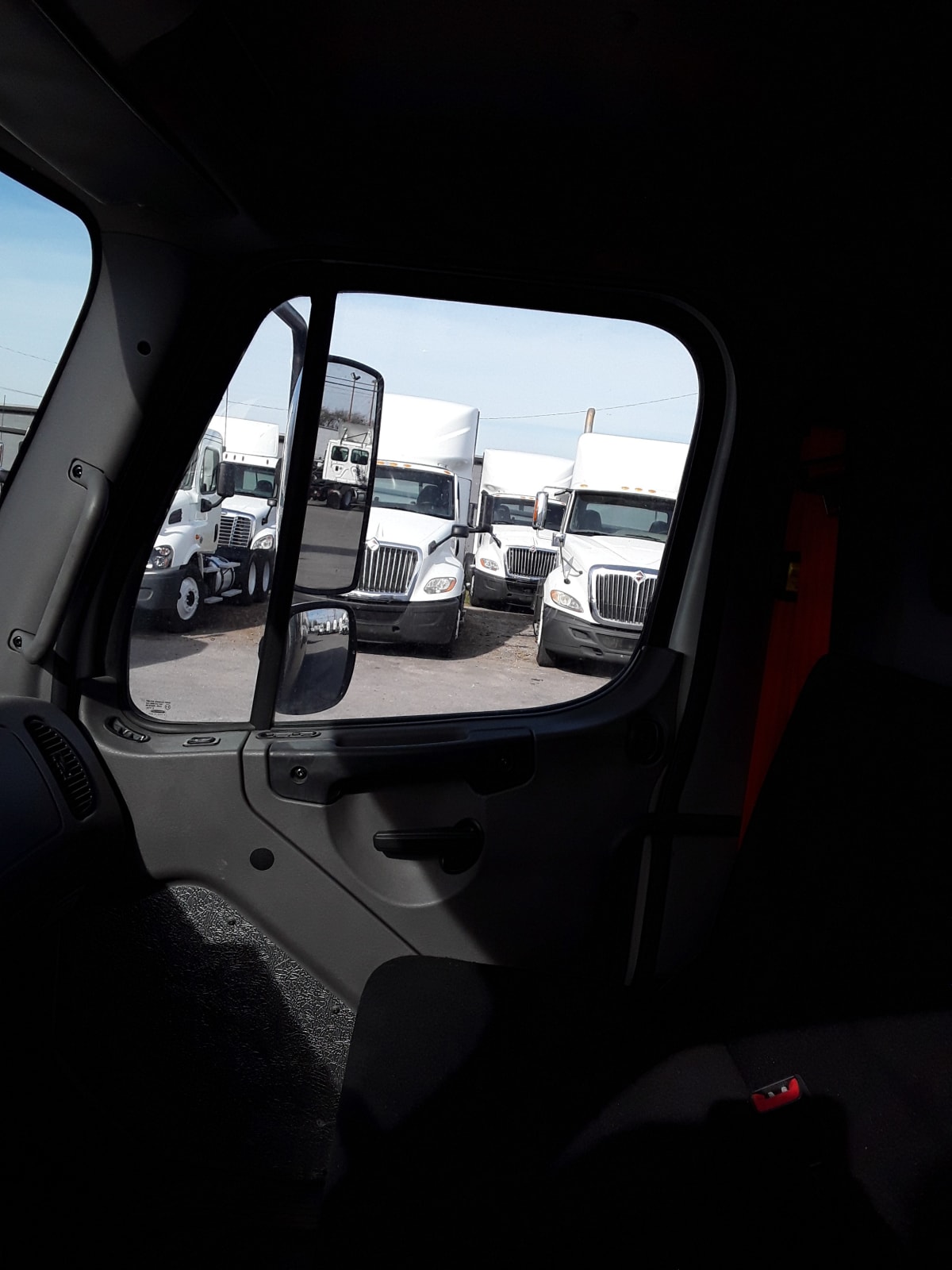 2019 Freightliner/Mercedes M2 106 884997