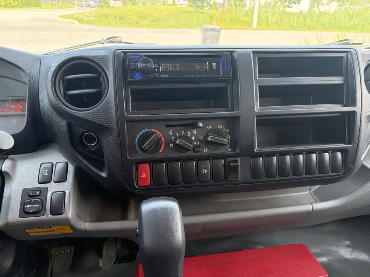 2019 Hino HINO 195 885288