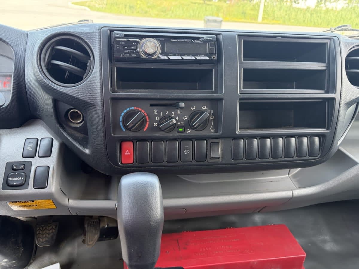 2019 Hino HINO 195 885290