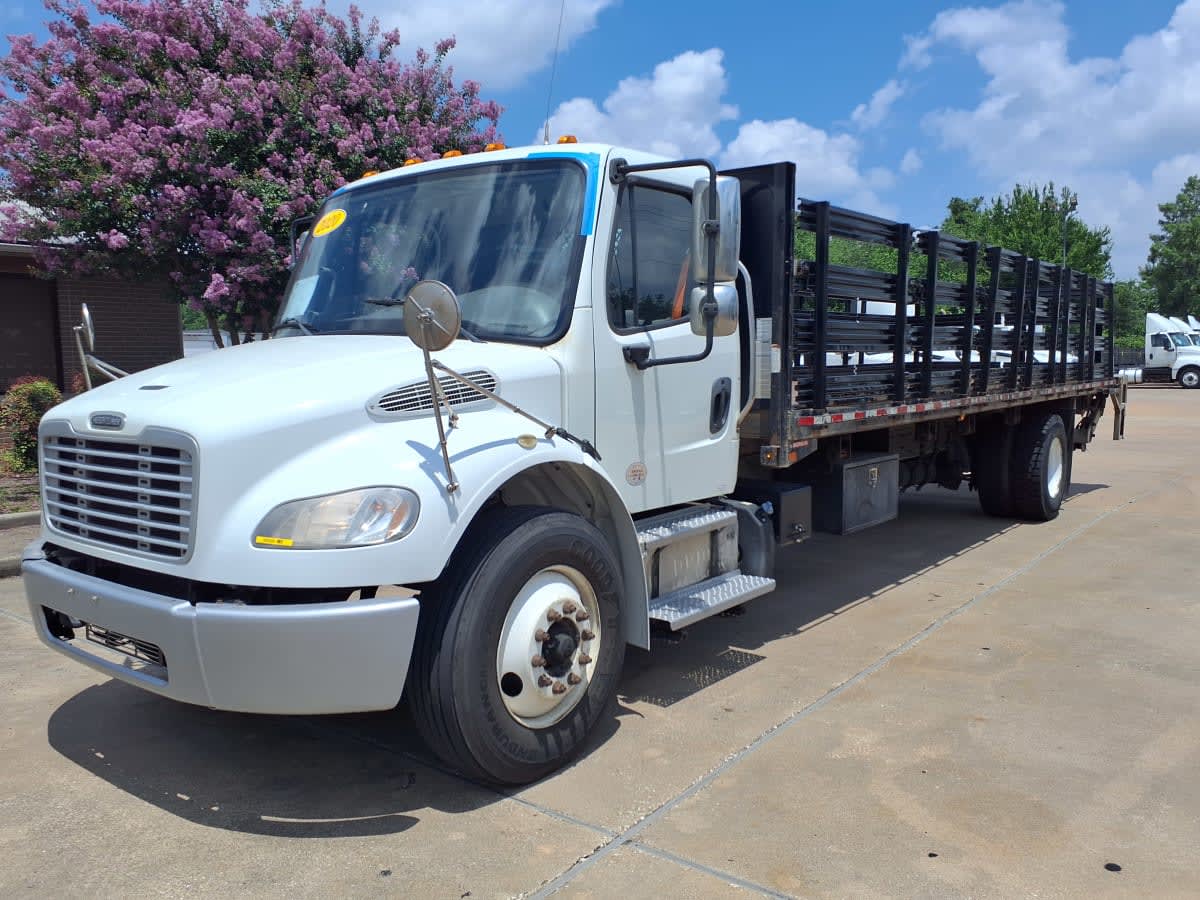 2020 Freightliner M2 106 in Houston, TX